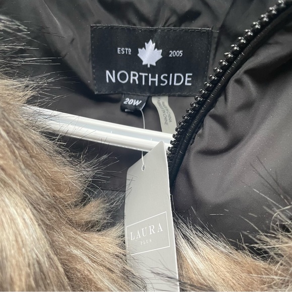 Winter Parka - Picture 3 of 7